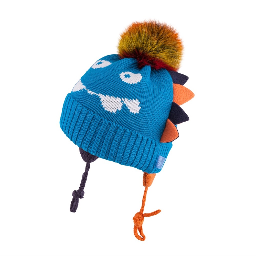 Children’s hat with a dragon motive
